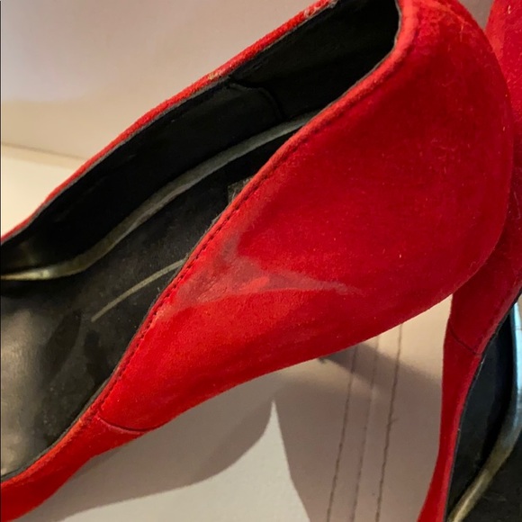 Red suede heels - Picture 2 of 3